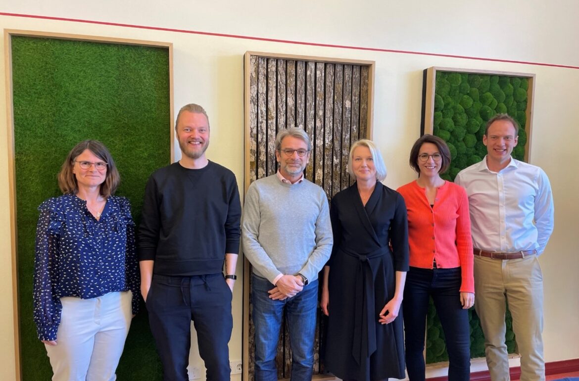 The research team and the funder meeting at the Skytte Institute on 11 May 2023. From the left: Adele Atkinson, Rauno Pello, Boris Marte, Leonore Riitsalu, Marianne Schlögl and Marcel Lukas. Photo credit: Kristiina Tõnnisson.